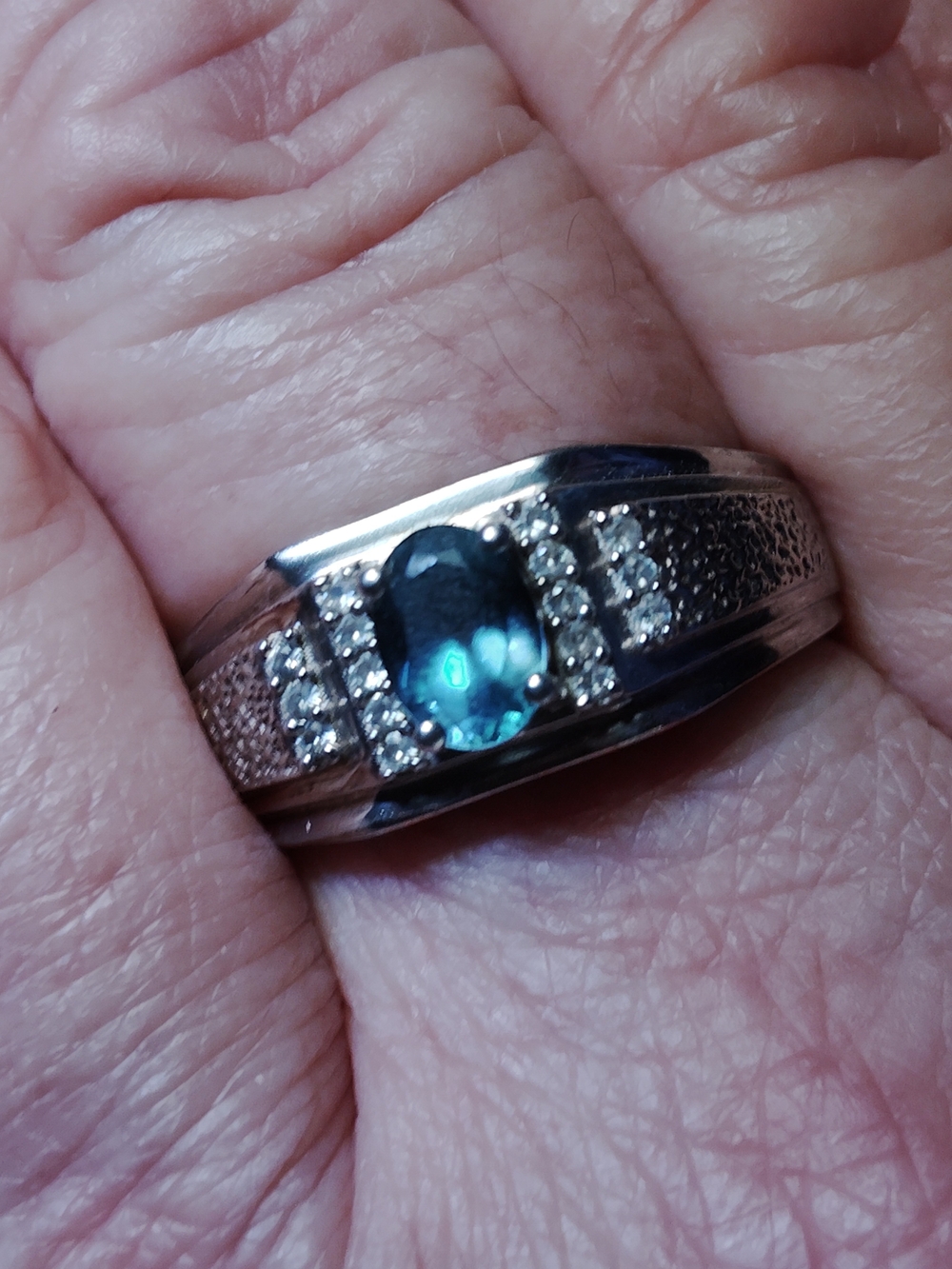 MEN'S SOLID STERLING SILVER LONDON BLUE TOPAZ RING WITH ZIRCON ACCENT STONES. 12